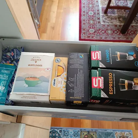 Moderne Und Schoene غراتس