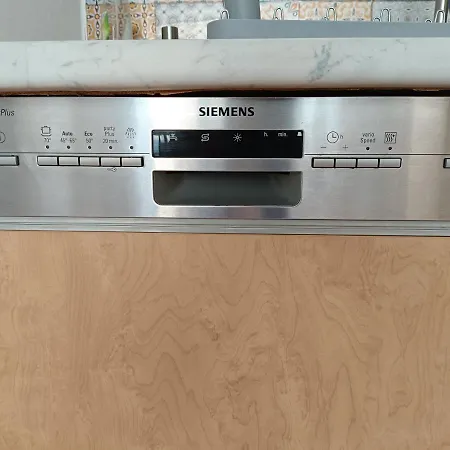 Moderne Und Schoene Appartamento